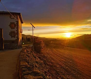 Lacar House | Casa rural La Sacristana