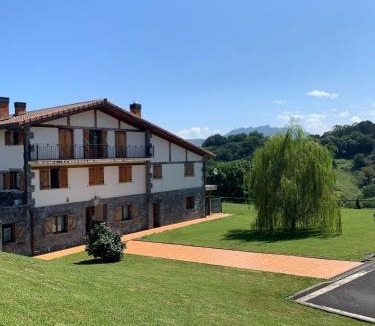 Renteria House | casa rural larre aundi