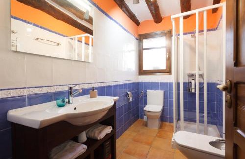 Rafales House | CASA RURAL LES ROQUETES
