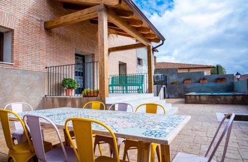 Hita House | Casa Rural Lucero