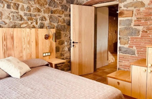 L'Esquirol House | Casa rural Mas Arimany