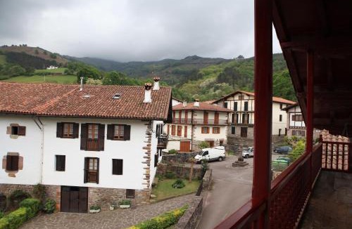 Etxalar House | Casa Rural Mokorrea