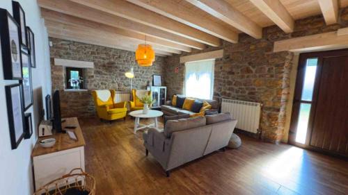 Salces House | Casa Rural Monte Regaliz