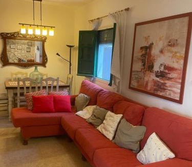 Minglanilla House | Casa rural muy acogedora