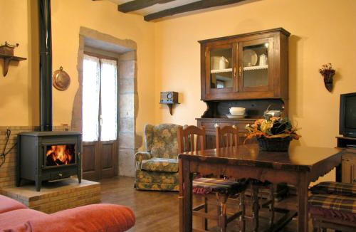 Zuaztoi de Azpilkueta House | Casa Rural Petisansenea II
