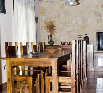 Zarzuela del Monte House | Casa Rural Paula