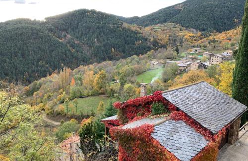 Toses House | Casa Rural Pirineu Nevà
