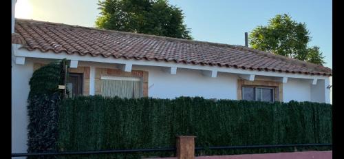 Los Valientes House | Casa rural privada y cabañas Hasta 12 plazas