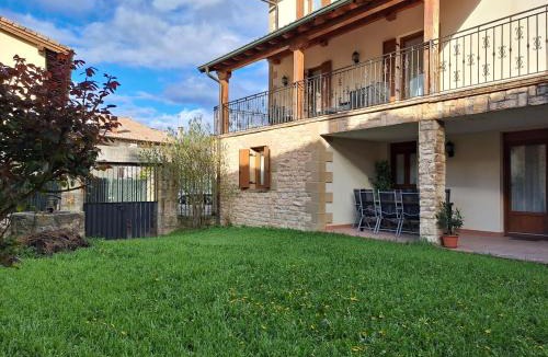 Urroz Villa House | Casa Rural Torreblanca