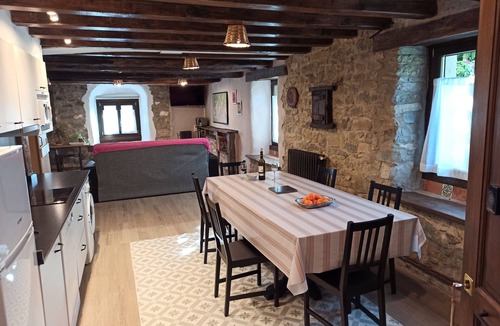 Iza House | Casa Rural Ttipiaenea Landetxea