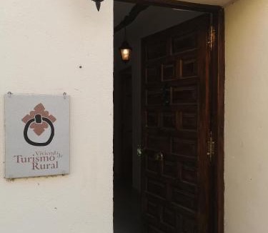 Tormon House | Casa Rural y Albergue Tormon