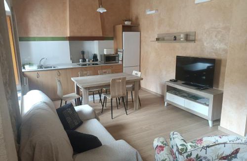 Castellfort House | Casa sala pinta