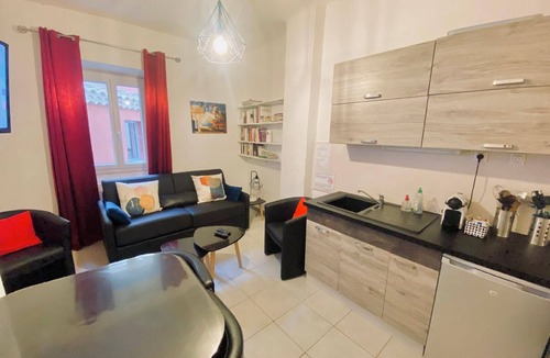 Salon-de-Provence Apartment | Casa Salon in the heart of the historic centre