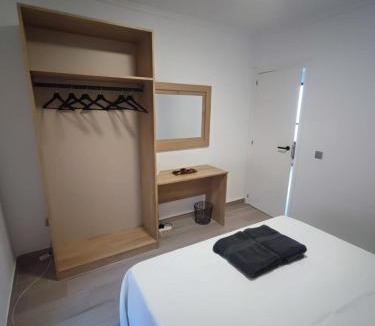 Bunol Apartment | Casa Salvador, Escapada de Aventura y Relax en Buñol