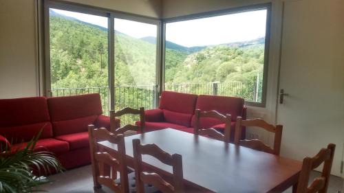 Cellers House | CASA SAPEIRÓ - Allotjament Rural