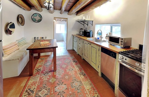 Chupadero House | Casa Sarita | Charming Pet-Friendly Adobe