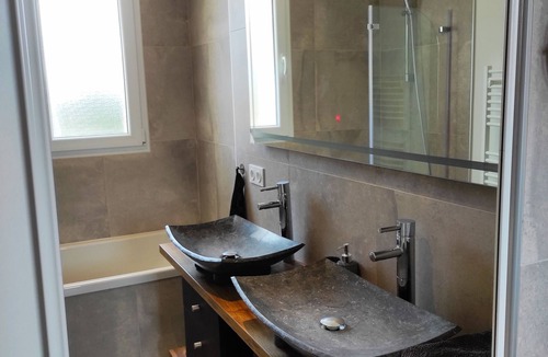 Viriat House | ⭐CASA-SELVA ⭐Spacious⭐balance⭐Wifi⭐ Secure parking