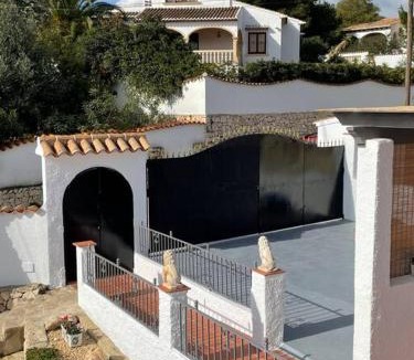 Balcon del Mar Villa | CASA SERENITA charming villa with swimming pool