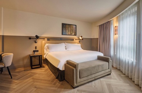 Avenida Meritxell Hotel | Casa Serras Andorra