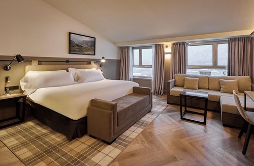 Avenida Meritxell Hotel | Casa Serras Andorra