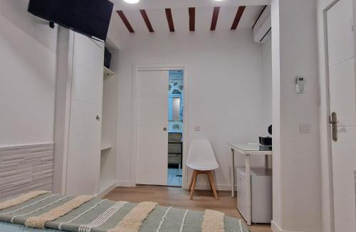 Toledo City Center House | Casa siglo XV 4Toledo habitacion privada con baño