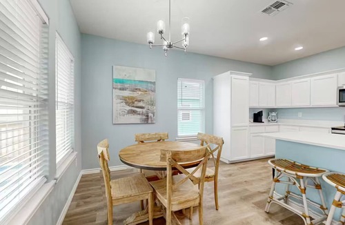 Aransas Pass House | Casa Sol, a spacious 3BR/2BA coastal retreat in Aransas Pass! Featuring 1 king bed, 4 queen beds, a large backyard, covered outdoor space, and room for the boat. Just a short drive to Rockport Beach, Port Aransas, fishing, dining, and coastal fun.