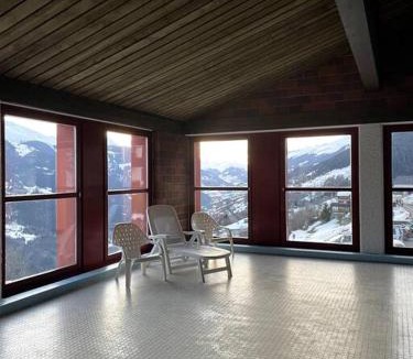 Tavanasa Apartment | Casa Splendusa - sonnige Wohnung in Brigels