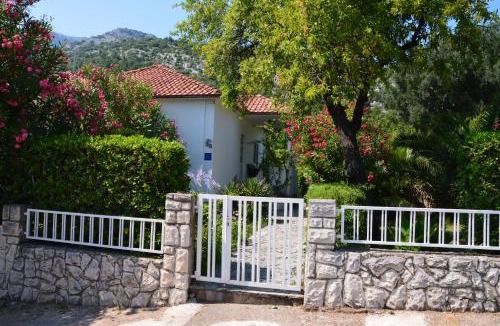 Stankovici House | Casa Svjetlana