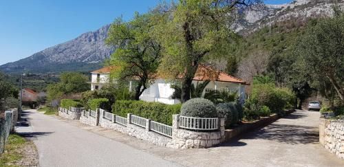 Stankovici House | Casa Svjetlana