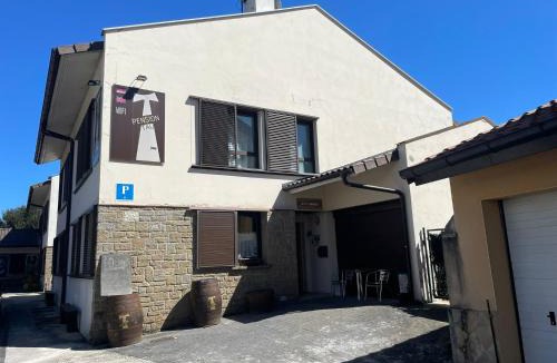Larrasoana House | Casa Tau