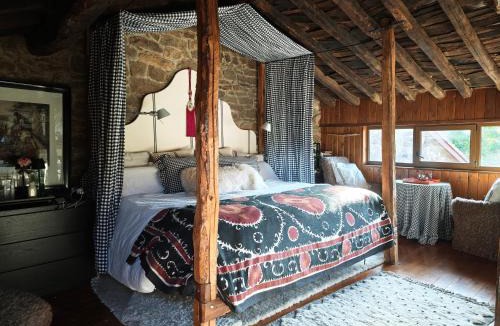 Valderredible House | Casa Tejada