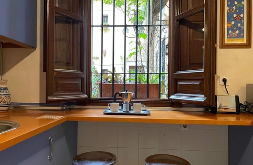 La Catedral Villa | Casa Terraza Judería: Spacious History-Filled Retreat with Private Terrace in Córdoba's Jewish Quarter