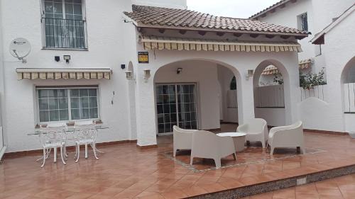 El Roc de Sant Gaieta House | Casa tranquila cerca del mar 3 dobles, 6 pax