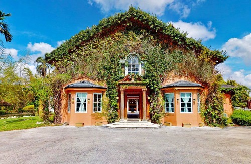 Homestead Villa | Casa Tranquila Miami, A Luxury Ranch-Style Retreat