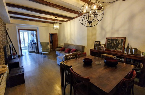 Jaca House | Casa Trigo, beautiful house with garden in the center of Jaca