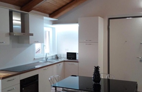 Roddi Apartment | Casa Tuja