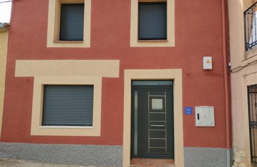Aldealcorvo House | Casa turística Lola