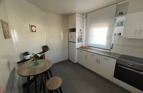 Les Planes d'Hostoles House | Casa Unifamiliar de 3 Dormitorios, Completamente Equipada