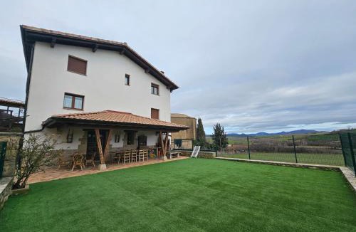 Valle de Yerri House | CASA URRA
