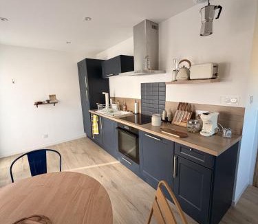 Saint-Paul-Trois-Chateaux Apartment | Casa V&M