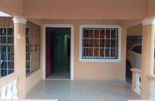 Bayaguana House | Casa vacanza, Mendosa