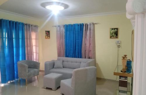 Bayaguana House | Casa vacanza, Mendosa