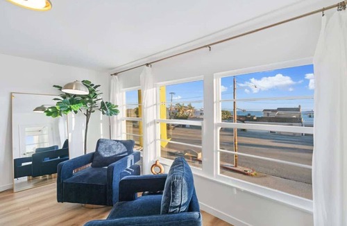 Eastern Malibu Apartment | Casa Valentina by Oraklus