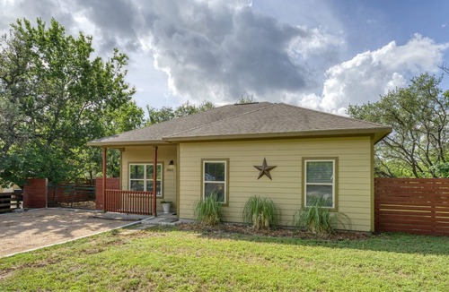 Apache Shores House | Casa Verde ★3 BR ★Hill Country Views★Dog Friendly
