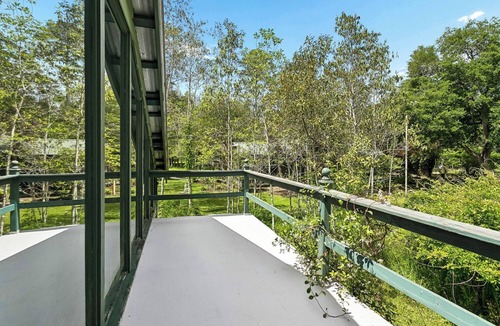 Covington House | Casa Verde ~ Secluded & Peaceful property, 2 minutes from downtown Covington.