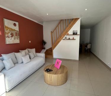 Ruelle-sur-Touvre Apartment | Casa Victoria