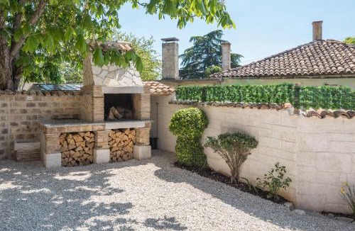Kosinozici House | Casa Viktoria with private garden and BBQ