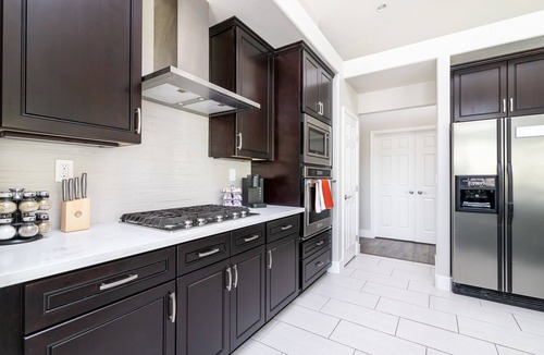 Elk Grove House | Casa Villa Nueva - Comfortable, Spacious & Refreshing