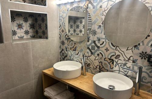 Perroy House | Casa ViniToscani