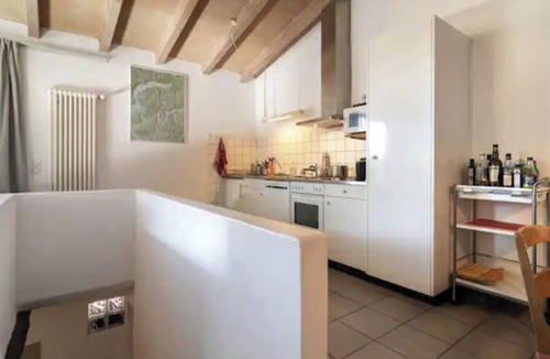 Cadro Apartment | CASA VISTA
